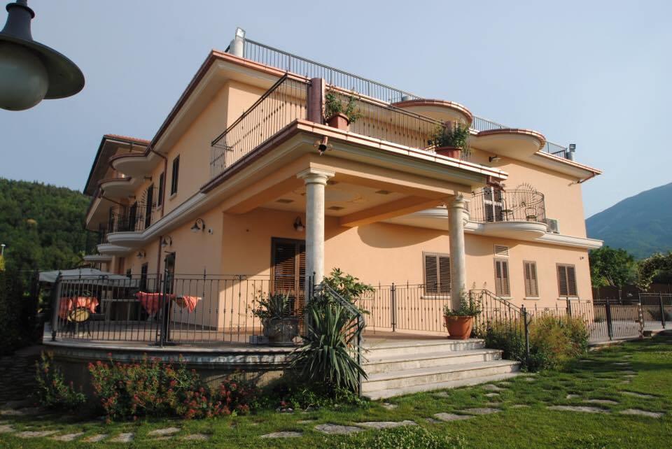 Il Salice Hotell Civitella Del Tronto Eksteriør bilde