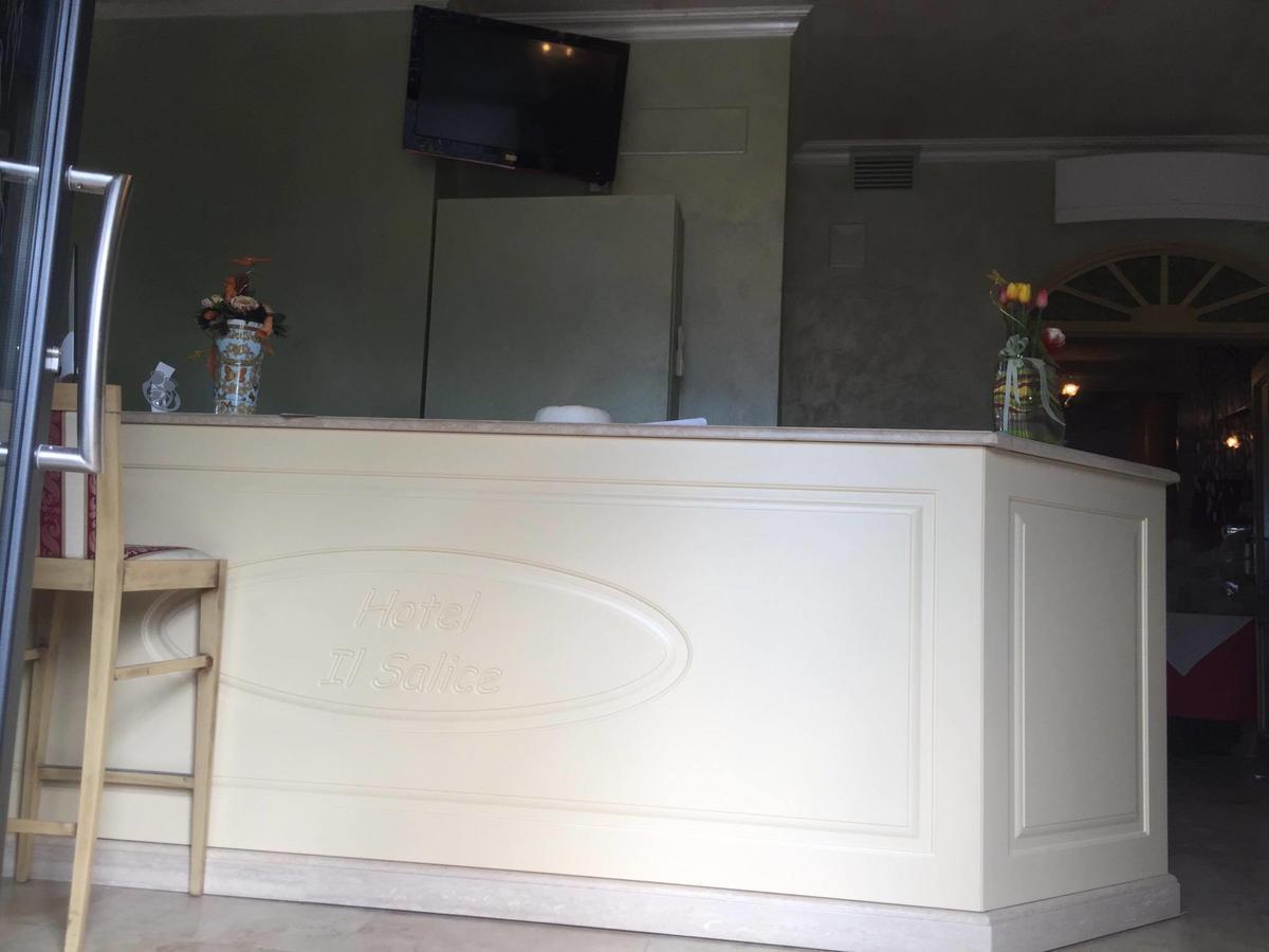 Il Salice Hotell Civitella Del Tronto Eksteriør bilde